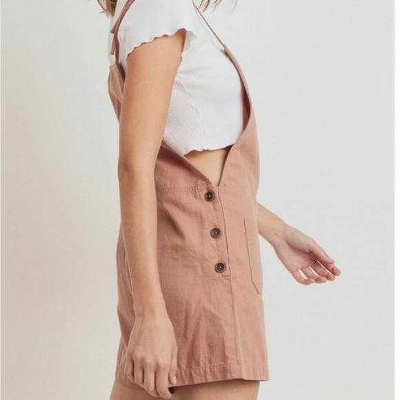 Spaghetti Strap pocket Overalls by Paper Crane - Picture 2 of 10